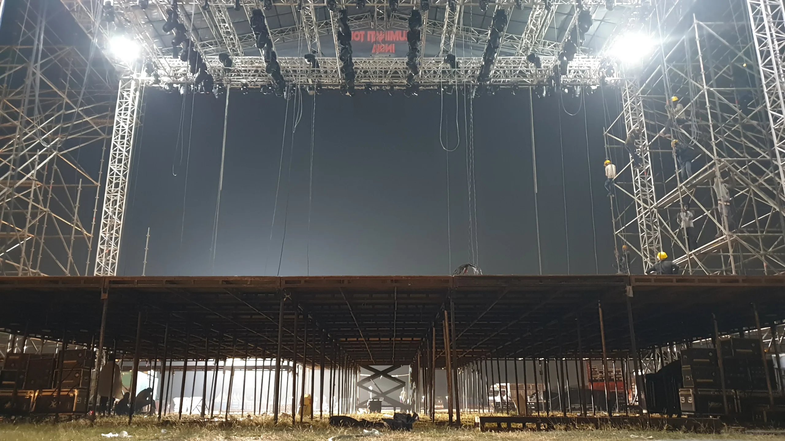 Diljit Dosanj 2024 7 Diljit Dosanjh Live in 2024 by DHub (1)