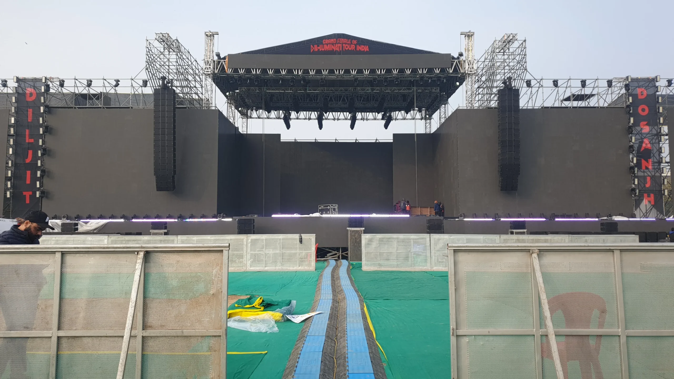 Diljit Dosanj 2024 5 Diljit Dosanjh Live in 2024 by DHub (6)